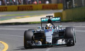 Hamilton heads Vettel amid Red Bull woes
