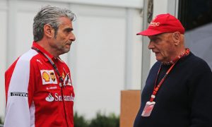 Lauda: Alarm bells will ring at Mercedes