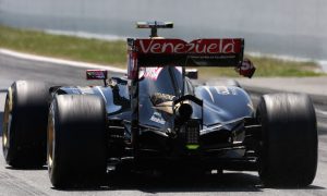 Lotus warns drivers over Spanish GP clash
