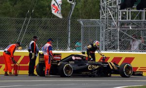 Maldonado: Ricciardo triggered first lap accident
