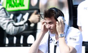 Mercedes performing even better than expected - Wolff