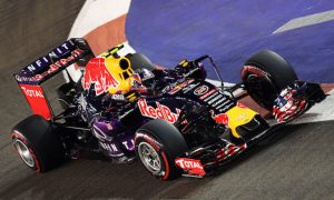 Kvyat keen to learn from Ricciardo improvement