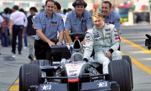 Hakkinen's final Formula One roll-out