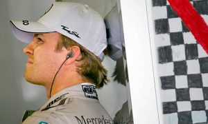 Rosberg concedes title now 'a long shot'