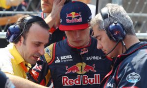 Verstappen in no hurry to secure top drive