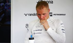 Bottas hit with grid penalty for red flag infringement
