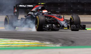Button wants to reward McLaren in final race