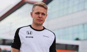 Magnussen links F1 return to future retirees