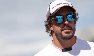 Alonso praises MotoGP 'heroes' on Mugello visit