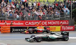 Horner explains Red Bull tyre error for Ricciardo