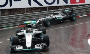 Rosberg: Letting Lewis through 'very painful'