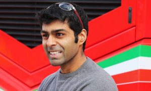Williams names Chandhok as heritage driver