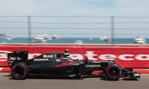 McLaren shouldn't be scared of Canada - Button