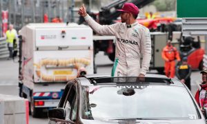 Not dwelling on problems helped Hamilton end run