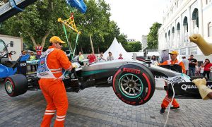 Hamilton takes blame for qualifying crash