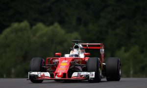 Vettel quickest as Rosberg crashes in final practice