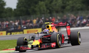 No extra boost from outqualifying Ricciardo - Verstappen