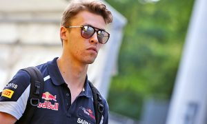 Kvyat tipped to stay at Toro Rosso in 2017
