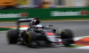 Alonso warns against high expectations in Singapore