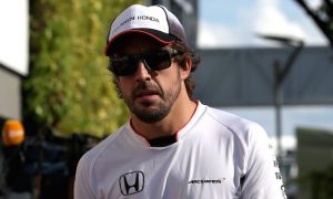 Alonso still targeting points despite engine penalty
