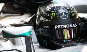 Rosberg heads Hamilton as Mercedes dominates FP1