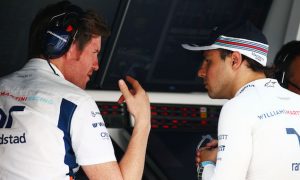 Brake problem limits Massa's running on Friday