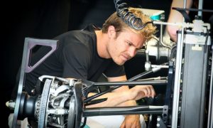 Rosberg still impressed by Mercedes achievements