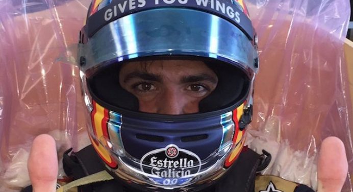 Sainz completes 2017 F1 seat fitting