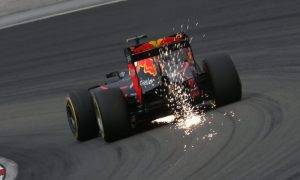 Ricciardo: 'Fans, get yourselves to a fast corner this year'!