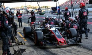 Grosjean urging Haas to change brake supplier