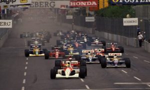 Senna collects #27 in Phoenix