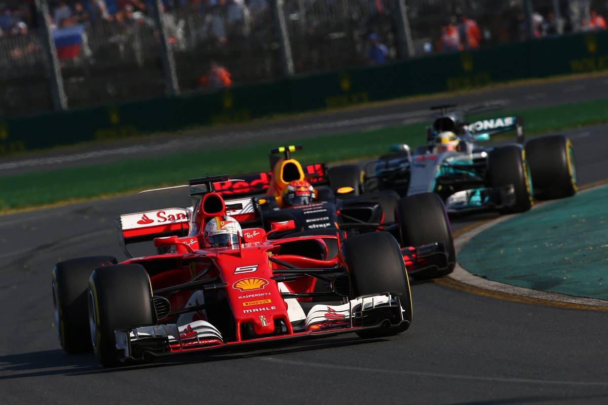 Mercedes warns overtaking will be a problem