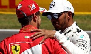 Hamilton won't play with Vettel's mind