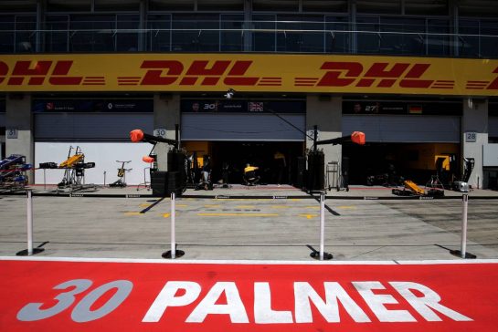 Jolyon Palmer (GBR) Renault Sport F1 Team  
06.07.2017. Formula 1 World Championship, Rd 9, Austrian Grand Prix, Spielberg, Austria, Preparation Day.
- www.xpbimages.com, EMail: requests@xpbimages.com - copy of publication required for printed pictures. Every used picture is fee-liable. © Copyright: Charniaux / XPB Images