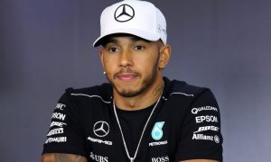 Hamilton won't take back 'disgrace' comment on Vettel