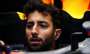 Red Bull's Ricciardo comfortably ahead in FP1
