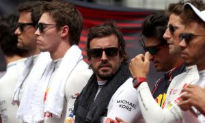 Alonso still not ready to decide his future