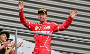 Vettel 'too close' to successfully pass at restart