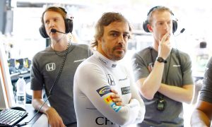 Alonso extends contract with McLaren for 2018!