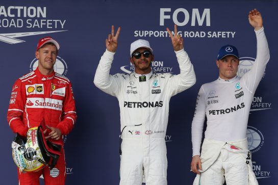 Pole for Lewis Hamilton (GBR) Mercedes AMG F1 W08, 2nd for Sebastian Vettel (GER) Ferrari SF70H and 3rd for Valtteri Bottas (FIN) Mercedes AMG F1 W08.
21.10.2017. Formula 1 World Championship, Rd 17, United States Grand Prix, Austin, Texas, USA, Qualifying Day.
- www.xpbimages.com, EMail: requests@xpbimages.com - copy of publication required for printed pictures. Every used picture is fee-liable. © Copyright: Batchelor / XPB Images