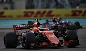 McLaren 'rally car' a real handful for Vandoorne