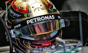 FP2: Hamilton picks up the pace after dark in Abu Dhabi