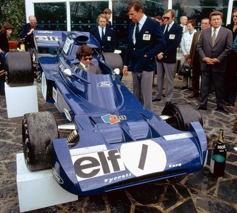 F1i Look back: A no-frills car launch back in François Cevert's day!