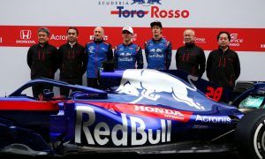 Last in line, Toro Rosso unveils STR13