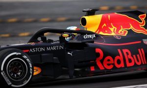 Ricciardo puts Red Bull at the top of the timesheet!