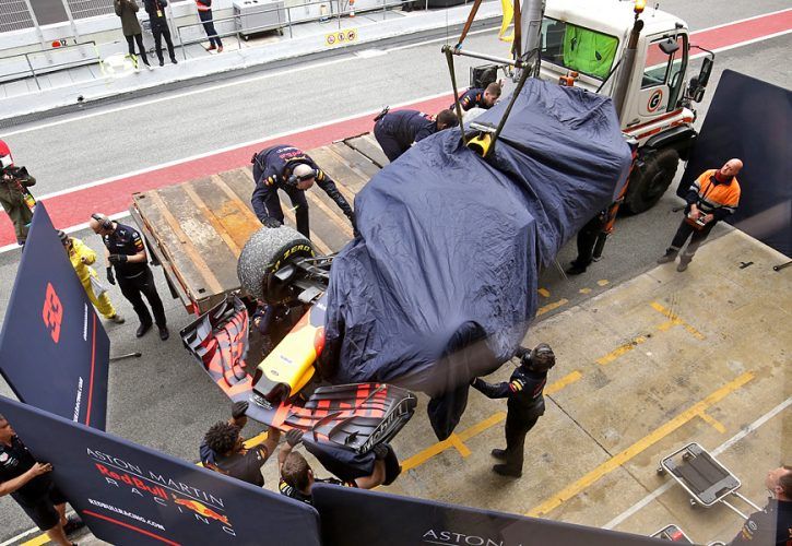 Max Verstappen - Red Bull Racing Bull hits problem