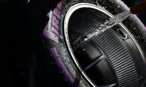 Mercedes plays it safe again with Sochi tyre selection