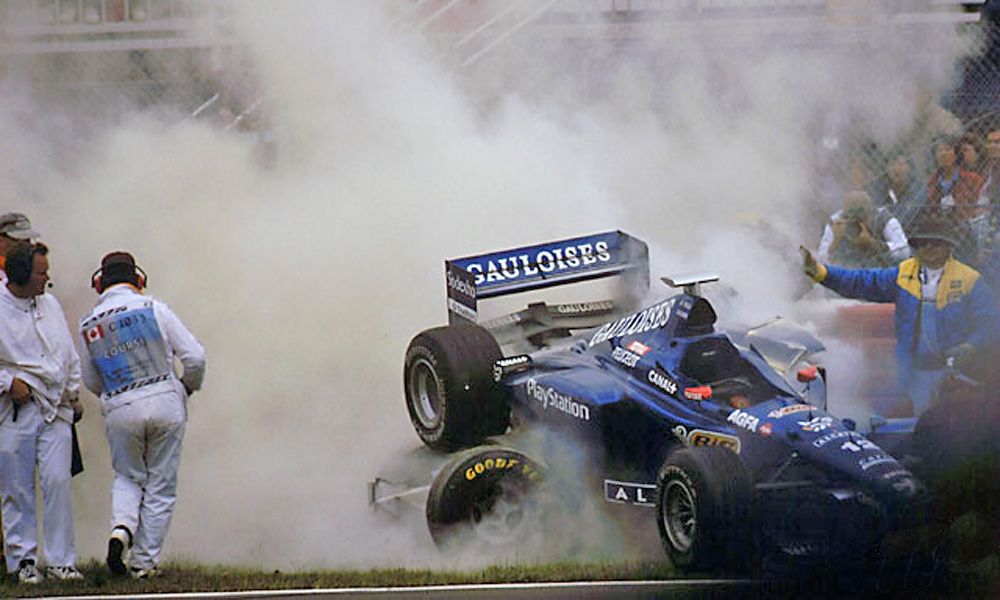 Look Back To The 1998 Canadian Gp A Proper First Corner Pile Up