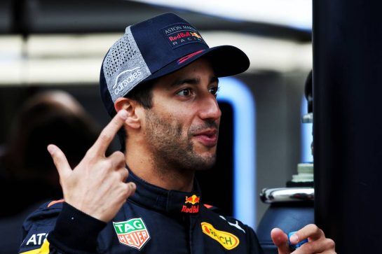 Daniel Ricciardo (AUS) Red Bull Racing.
28.06.2018. Formula 1 World Championship, Rd 9, Austrian Grand Prix, Spielberg, Austria, Preparation Day.
- www.xpbimages.com, EMail: requests@xpbimages.com - copy of publication required for printed pictures. Every used picture is fee-liable. © Copyright: Photo4 / XPB Images