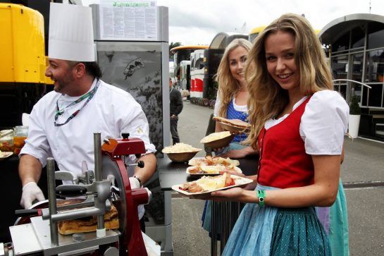 Paddock atmosphere.
28.06.2018. Formula 1 World Championship, Rd 9, Austrian Grand Prix, Spielberg, Austria, Preparation Day.
- www.xpbimages.com, EMail: requests@xpbimages.com - copy of publication required for printed pictures. Every used picture is fee-liable. © Copyright: Photo4 / XPB Images